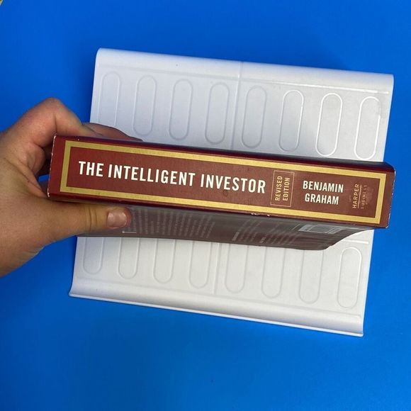 The Intelligent Investor Book Revised Edition by Benjamin Graham in Soft Bound - Picture 2 of 8